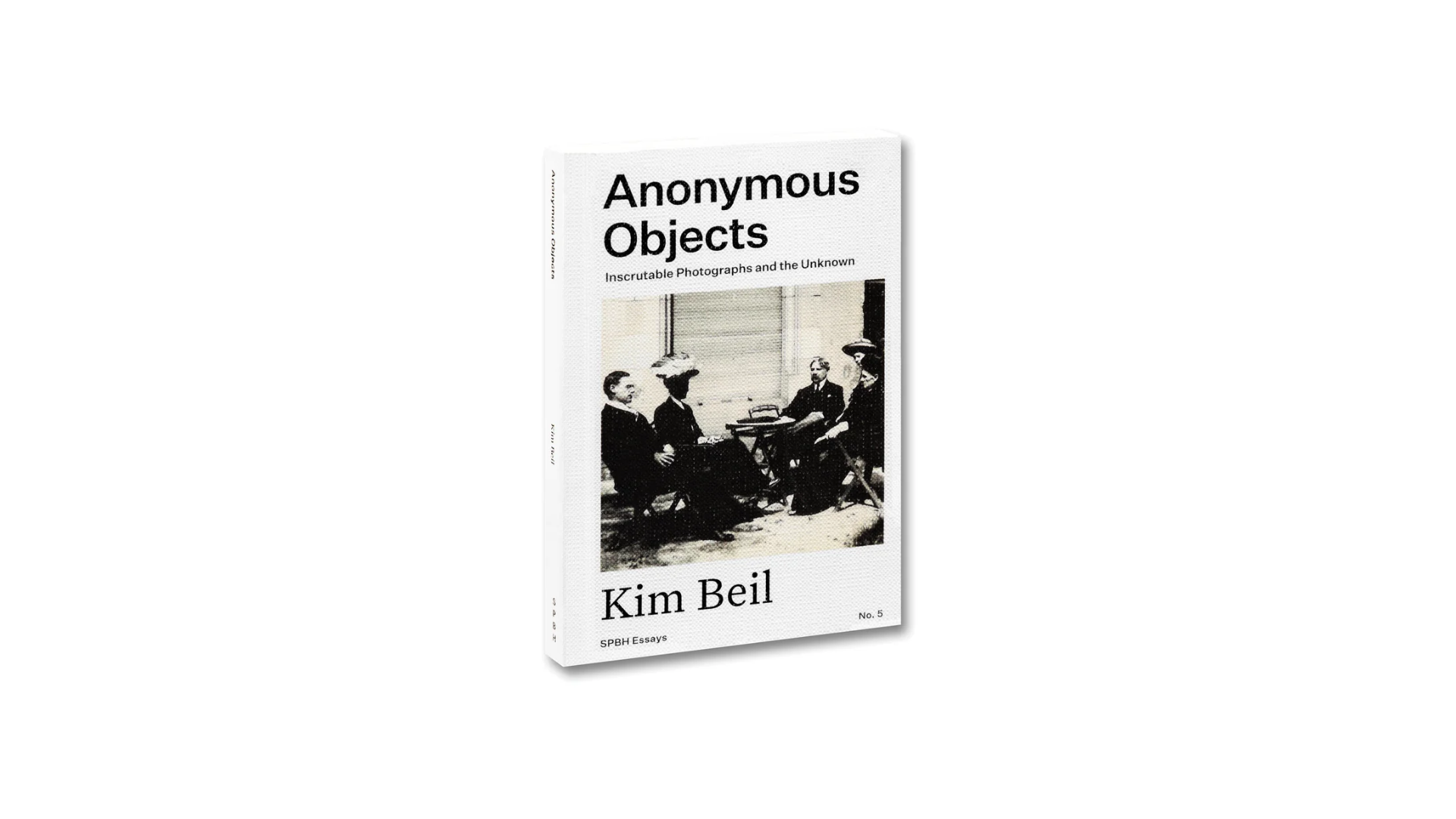 Anonymous Objects: Inscrutable Photographs and the Unknown